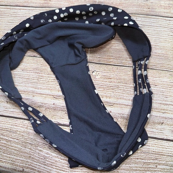 Roxy Blue and White Bikini Set with Polka Dot Design - Picture 8 of 14